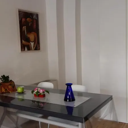 La Casetta Di Flavia :guest House Molto Accogliente Rionero in Vulture